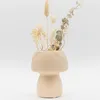 Candle Holders Creative Mushroom Shape Holder Resin Candlestick Simple Desktop Ornaments Wedding Party Home Decor