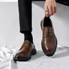 Zapatos de vestir Negocios Dedo gordo del pie Suelas gruesas Trabajo Negro Boda Novio Cuero Moda para hombres Atuendo formal con sentido de alta gama