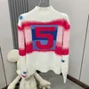 Kadın Sweaters Tasarımcısı Gelişmiş ve Zarif Dijital Kontrast Kabartmalı Kabartmalı Kabartma Süvari Xiangxiangjia Ski Serisi Korean Yumuşak Glutinous Lazy Giyim 8n35