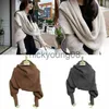 Anhänger Schals Casual Frauen Stricken Schal mit Ärmeln Winter Warme Wrap Schal Weibliche Solide Gestrickte Schals 2020 Mode Mädchen Solide Schal x0904