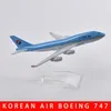 Aircraft Modle Jason Tutu 16cm Korean Air Boeing 747 Model samolotu Diecast Metal 1/400 Skala samolotowa Kolekcja prezentów Drop 230904