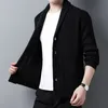 Herrtröjor 2023 Highend Wool Designer tjockt vintermärke Fashion Cable Kabel Stickad tröja Coat Casual Korean kläder 230904