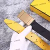 Erkekler için Üst Tasarım Kemeri Kadın Moda Mektup Tonşe Kemerleri Çift Taraflı Kullanım Deri Kemer Mens Lady Business Elbise Kot Belt Bant Genişliği 4cm Çoklu Stiller