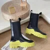 Tasarımcı Bot Kadınlar Martin patik Lüks Chelsea Diz Boot Kadın Plaka Formu Motosycle ayak bileği Yarım kayma anti-moda platform kar orta bootie ayakkabıları