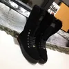 2023 Klasyczne zimowe buty śniegu prawdziwe futra slajdy skórzane wodoodporne ciepłe kolano High Boot Fashion botkie 04
