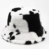 Sombreros de ala ancha Sombreros de cubo CNTANG Mujeres Sombrero de cubo Otoño e invierno Cálido Estampado de vaca Felpa Moda Panamá Sombreros casuales para damas Gorras de pescador 230905