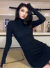 Grundläggande avslappnade klänningar svart klänning stickad långärmad klänning Bodycon klänning solid brun höst vinterkvinna klänning grundläggande streetwear turtleneck mini klänning lst230904