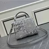 Designer Tote Bag 3D broderad mini handväska mode handgjorda imitation kristall axel crossbody väskor pärla paljett design handväska handväskor metall logotyp koppling väska