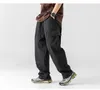 Män lastbyxor 2023 Autumn New Male Outdoor Loose Thriedimensional Pocket Sports Casual Pants Sweatpants