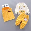 Set di abbigliamento Set di abbigliamento per neonati e ragazze Tricken Fleece Bambini Capispalla con cappuccio Top Pantaloni 3 pezzi Abiti per bambini Costume caldo per bambini 230904