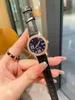 Kadınlar 28mm deri kayış kuvars hareketi oto tarihi moda markası kadınlar elbise saat tasarımcısı saat toptan satış