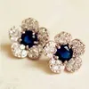Orecchini firmati Channel Luxury Fashion dei nuovi piccoli orecchini freschi in cristallo blu pieni di diamanti squisiti fiori orecchino temperamento Accessori Gioielli