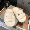 2023Luxury Slides Paris Designer Men Men Slippers Ladies Wooth Winter Furfury Furry暖かい文字サンダル快適なファジーガールフロップフロップスリッパ35-45