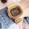 2023 herrar digitala sportkvarts klockor LED Cold Light Display World Time Butterfly Button Alloy Square Dial Oak Series Waterproof Iced Out Watch