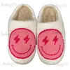 Slippers 2023 Face Lightning Blue/ Pink Cute Dark Indoor Family Slippers Shint Winter Shoe للبالغين والأطفال Babiq05