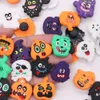 Partihandel 100st PVC Halloween Pumpkin Monsters Garden Shoe Charms Children Buckle Decorations For Armband Button Clog