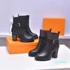 Designer - Famosa moda quente Martin botas outono e inverno clássico de salto alto 9,5 cm senhoras sapatos casuais tamanho grande Moda Versátil