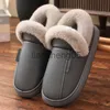 Hausschuhe Mode Wasserdichte Winter Plus Frauen Hause Warme Innen Leder Pelzigen Baumwolle Schuhe Unisex Prägnante Plattform Männer Hausschuhe X0905