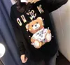 스웨트 셔츠 2023 디자이너 Moschino Moss Teddy Bear Ladies Fall Hoodie Luxury Classic Hoodie를위한 동일한 까마귀 14 아이콘 옵션