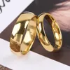 Fedi nuziali Moda Semplice Anello liscio in acciaio inossidabile per donne e uomini Classico colore oro Coppia Anelli Gioielli di fidanzamento di nozze 230904