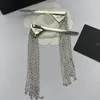 2023 Barrettes Designer Pince à cheveux Long Gland Femmes Jewerly Triangle Clips de mode Argent Hairclip Accessoires pour cheveux Femme Rencontres Fête Épingles à cheveux CYD239054-3