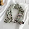 Lenços femininos pequeno cetim lenço de seda quadrado impressão envoltório foulard femme lenço bandana pescoço cabelo magro gravata cachecóis xales 230831