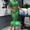 İş elbiseleri avv 2023 moda lüks payetler glitter tüy patchwork etek kısa kollu mahsul üst kadınlar gece partisi doğum günü 2pcs