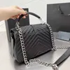 Bolsos Diseñadores S Mujeres Cadena de plata de oro Manos de cuero Señora Acolchado Cadenas de celosía Solapa Lujosa Mano Yslii Bolso Bolso de diseñador Caitlin_fashion_bagssg47