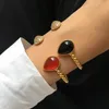 Nouveau design T lettre plein diamants goutte d'eau coloré pierres précieuses Bracelet en métal brillant Bracelets bijoux de créateur T7008