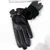 Guantes de piel de oveja para mujer, guantes cálidos de invierno, además de terciopelo, cortos y finos, con pantalla táctil, color de conducción, de cuero, buena calidad