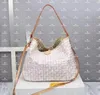 Luxurys Designer Fashion Flip Bag Borsa a tracolla trapuntata da donna Borsa a tracolla in pelle con catena dorata Borsa a mano Portafoglio Borsa a mano nera Portafoglio Borsa C Lettera Designer Hand12