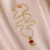 Collane con ciondolo Collana in pietra rosso sangue per donna Gioielli placcati oro 18 carati Accessori per catena clavicola corpo Animale gotico