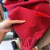 Kvinnes halsduk designer pashmina för vinter halsdukar ull wrap halsdukar brev l sjal mode pannband stal hög kvalitet