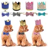 Vestuário para cães 2 pcs animal de estimação aniversário coroa chapéu laço conjunto gato lantejoulas bowtie crianças perros acessórios cascos para moto chihuahua