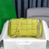 Designer Bag BottegaaVenetas Bags Cassettes Luxury Cassettes Parakeet Green Crossbody Leather Lambskin Bag 7a Quality Size 26188cm Have Logo frj