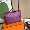 Luksusowy projektant torby na torbę Najwyższą jakość kobiety Crossbody Purple Czarne cielę ze skórzanym paskiem na ramię moda mała torebka torebka z pudełkiem