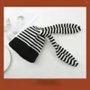 Berets Japanische Korea Y2k Gestreifter Strickpullover Beanie Mütze Niedliche lange Ohren Wolle Warmer Gehörschutz Winter kalt