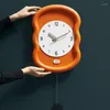 Wall Clocks Non-punching Clock Modern Minimalist Home Living Room Entrance Creative Art Table