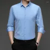 Camicie eleganti da uomo Camicetta bianca da uomo slim fit da lavoro sociale slim fit a maniche lunghe antirughe ad alta elasticità