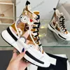 23SS F/W Womens Designer Sneakers klädskor Midstövlar med kedja hjärtformad dukplattform klackar matelasse quiltad textur snörning tryck juvel fritidsko