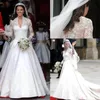 Классические дешевые белые свадебные платья трапециевидной формы 2021 года с V-образным вырезом и прозрачным кружевом с длинными рукавами и аппликацией Кейт Миддлтон с пуговицами сзади Royal Bridal G2158