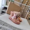 Småbarnstövlar Baby Australien Uggglies Boots Ultra Mini Boot Kids Designer skor pojkar flickor sko barn svart bruna rosa barn ungdom spädbarn stövlar f3nd#