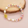 Braccialetti rotondi in argilla con perle d'acqua dolce rotonde Faccia felice in acrilico in braccialetti alla moda per donne Gioielli con perline colorate regolabili