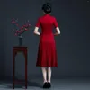 Ropa étnica Yourqipao Verano Stand Collar Rojo Cheongsam Temperamento Moda Retro Con cuentas Qipao Estilo chino Vestido de novia para madre