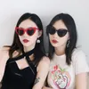 Sonnenbrille Mode Euro-Amerikanischer Stil für Frauen Trendy Street Pographic Brillen Vintage Herzform Damenbrille