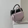 أكياس مسائية حقيبة كتف النساء 2023 الصيف عصري التصميم تصميم سلسلة Crossbody مربع صغير