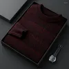 Suéteres para hombres 2023 Otoño e invierno Prendas de punto a rayas Cuello redondo Jersey de manga recta Moda Ciudad Suéter cálido simple