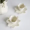 Pucharki Wysokiej jakości ceramiczny europejski w stylu kremowym kremowym kremem i filiżanką w kształcie kwiatów