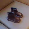 Bottes 2023 Filles Courtes Noir Marron Enfants Chaussures Grande-Bretagne Style Polyvalent Doux Garçons Antidérapants Enfants Mode Casual