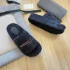 Slides de luxo Paris Designer Homens Mulheres Chinelos Senhoras Lã Inverno Pele Fofa Peluda Letras Quentes Sandálias Confortáveis Fuzzy Girl Flip Flop Slipper 35-45 com caixa